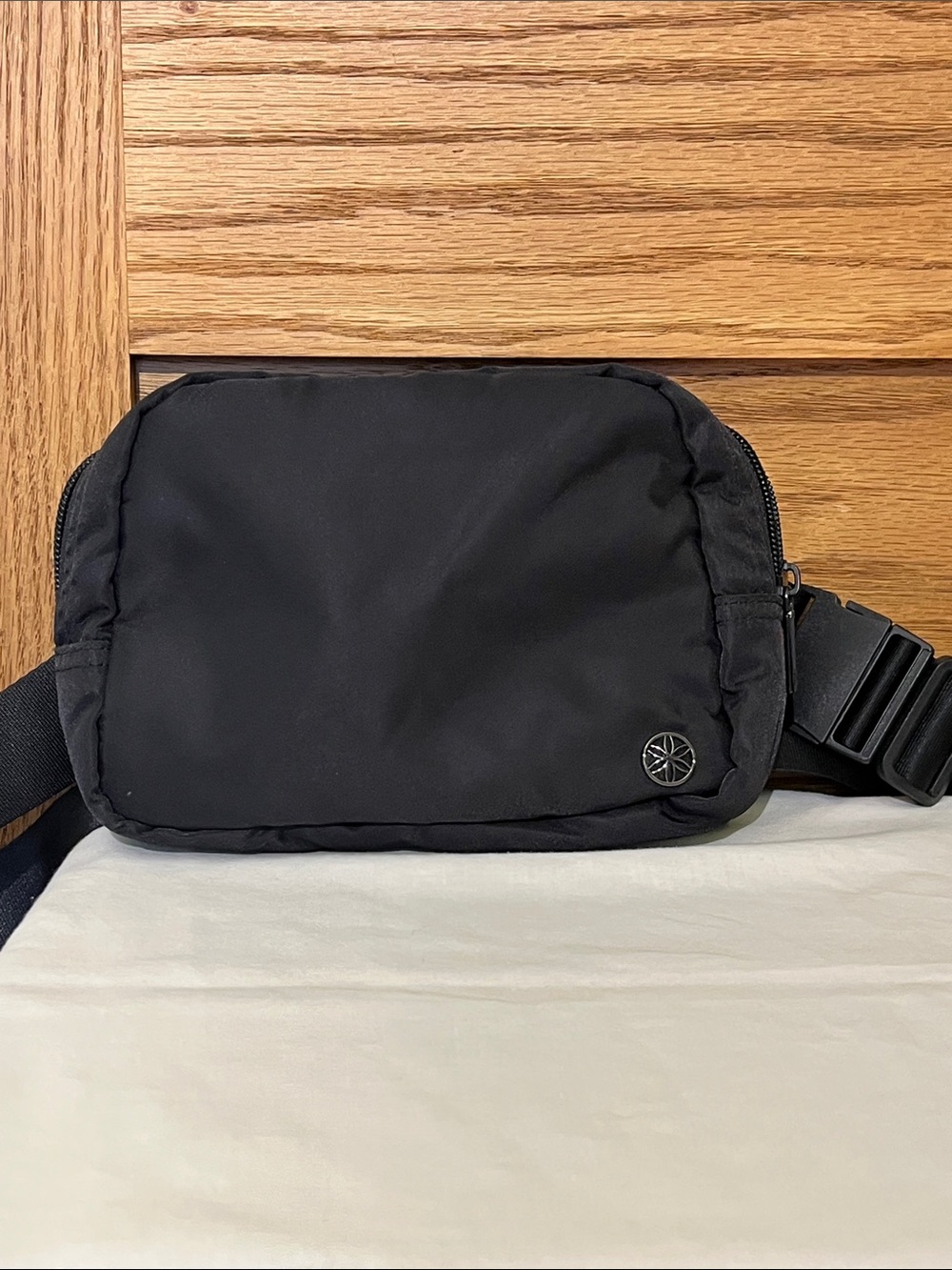 GAIAM Black Compact Belt Bag with Adjustable Strap